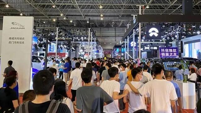 2020東莞車展現(xiàn)場(chǎng)圖