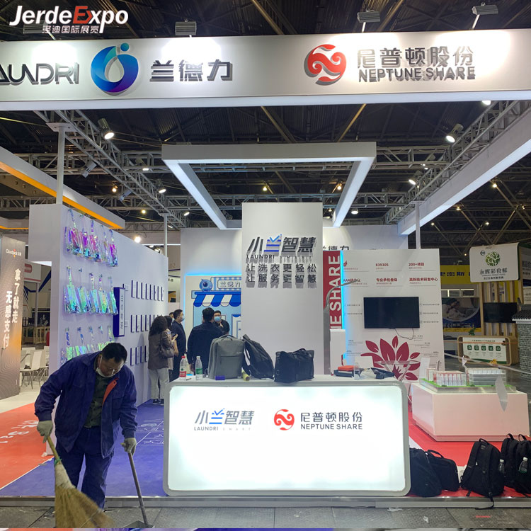 北京展會設(shè)計與搭建時展臺燈光該如何把控？