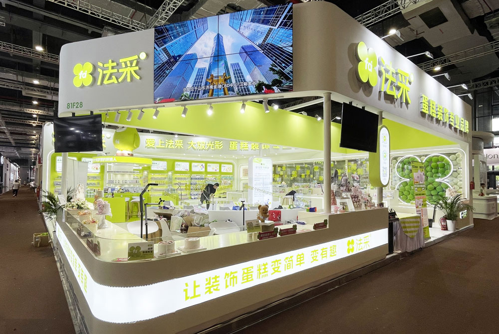 如何通過展位設(shè)計(jì)來提升品牌形象和吸引潛在客戶？